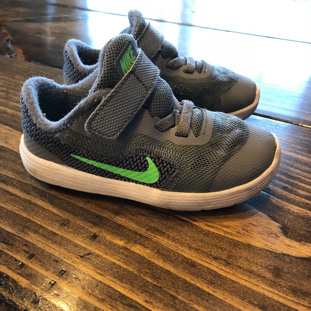Toddler Nike Shoes Size 7